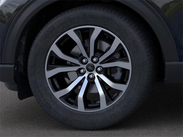 new 2025 Ford Explorer car, priced at $45,323