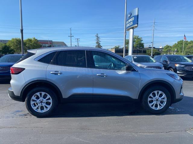 used 2023 Ford Escape car, priced at $25,899