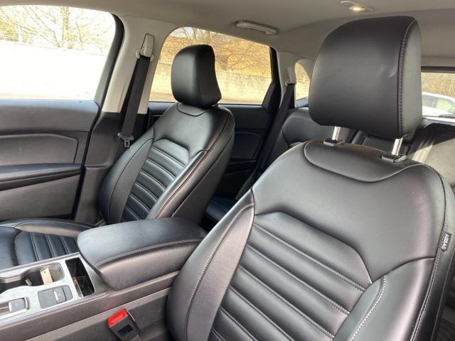 used 2022 Ford Edge car, priced at $28,554
