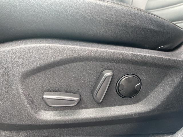 used 2024 Ford Edge car, priced at $28,949
