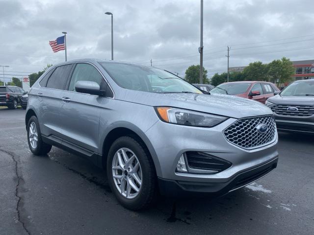 used 2024 Ford Edge car, priced at $28,949