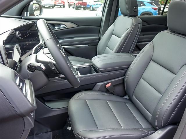 new 2025 Chevrolet Traverse car, priced at $44,682