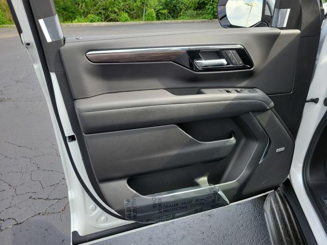 new 2025 Chevrolet Tahoe car, priced at $75,495