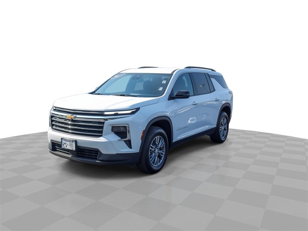 used 2025 Chevrolet Traverse car, priced at $38,791
