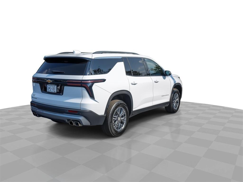 used 2025 Chevrolet Traverse car, priced at $38,791