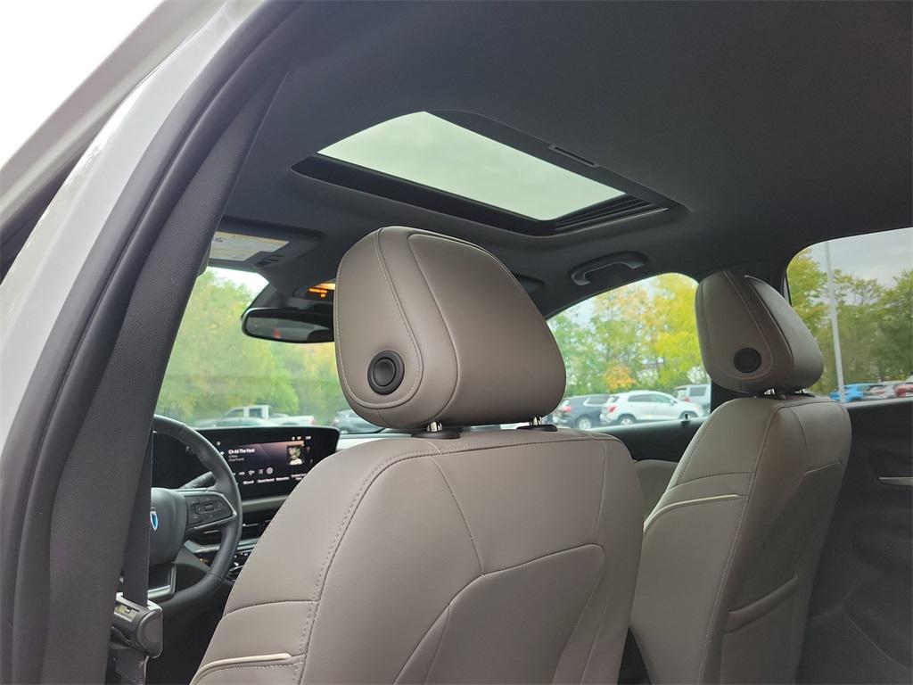 used 2024 Buick Envista car, priced at $26,991