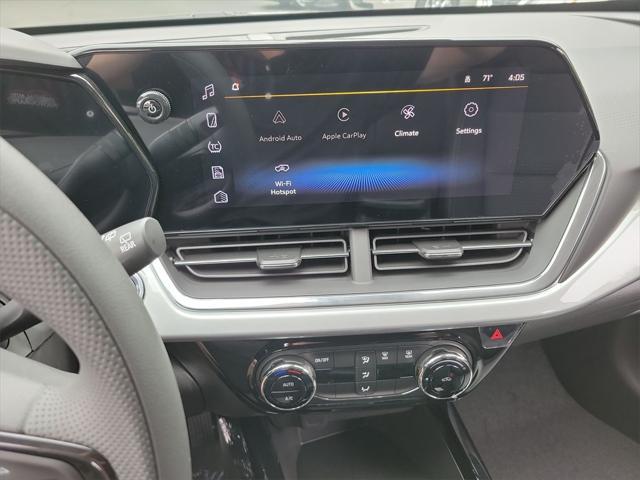 new 2025 Chevrolet Trax car, priced at $21,995