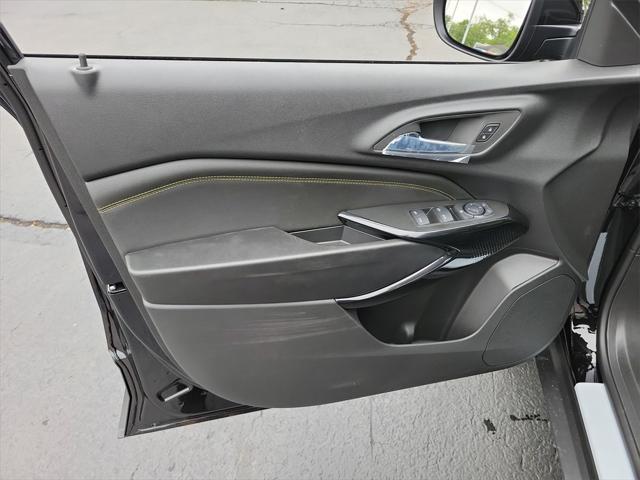 new 2025 Chevrolet Trax car, priced at $21,995