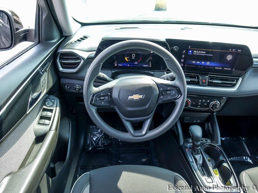used 2024 Chevrolet TrailBlazer car, priced at $22,891