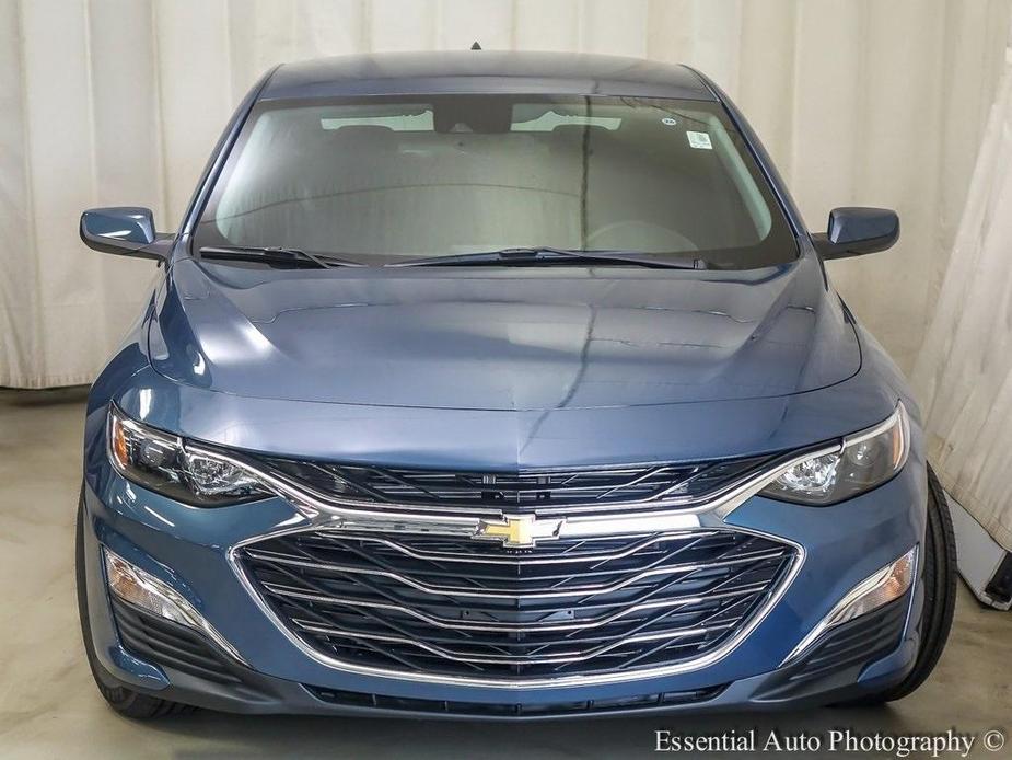 new 2025 Chevrolet Malibu car, priced at $23,495