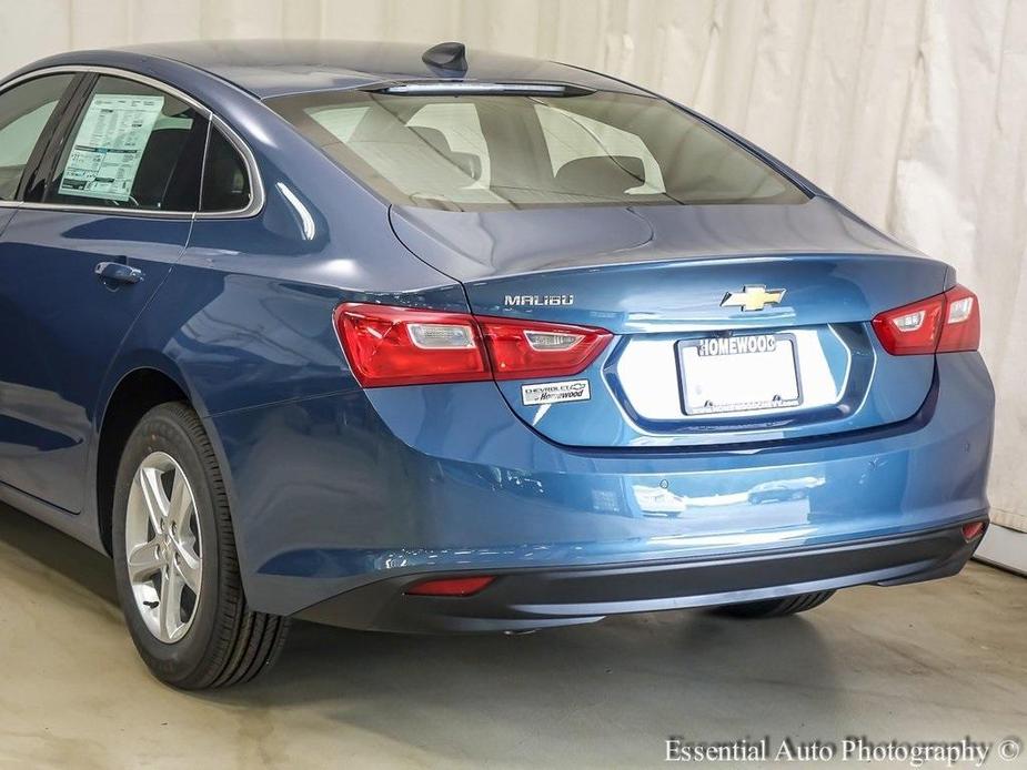 new 2025 Chevrolet Malibu car, priced at $23,495