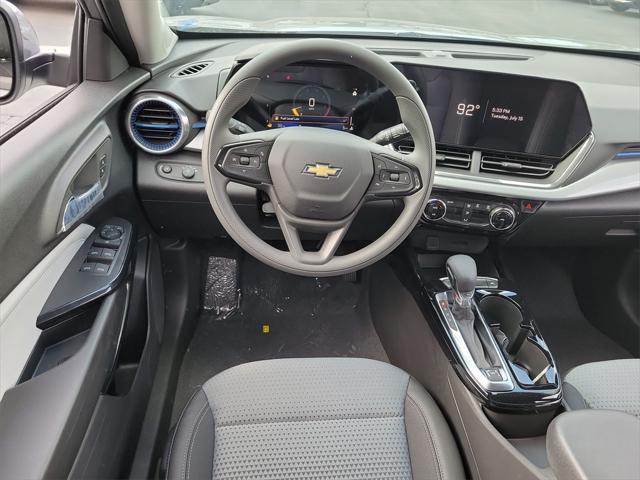 new 2025 Chevrolet Trax car, priced at $21,995