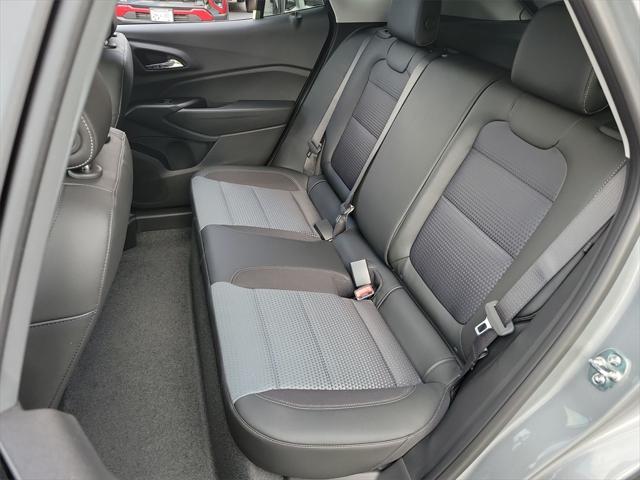new 2025 Chevrolet Trax car, priced at $21,995