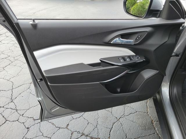 new 2025 Chevrolet Trax car, priced at $21,995