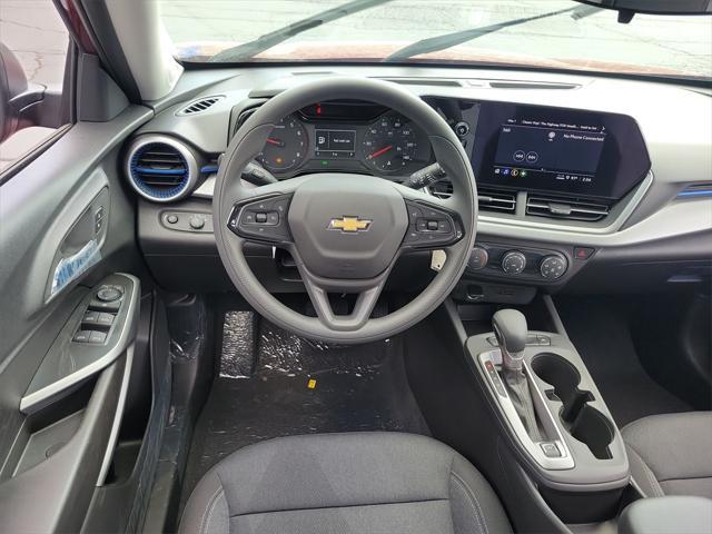 new 2025 Chevrolet Trax car, priced at $19,995