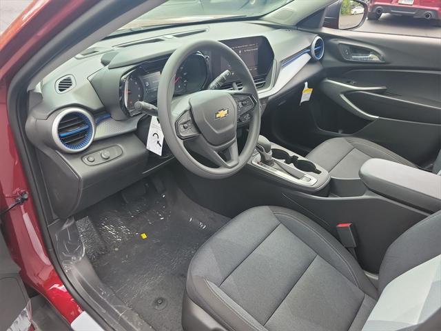 new 2025 Chevrolet Trax car, priced at $19,995