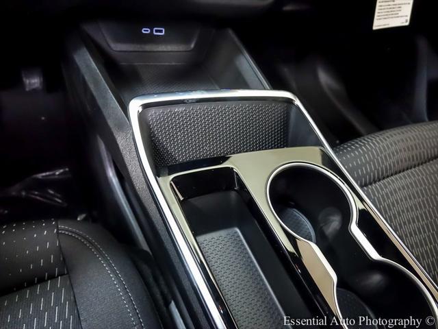 new 2025 Chevrolet Equinox car, priced at $27,995