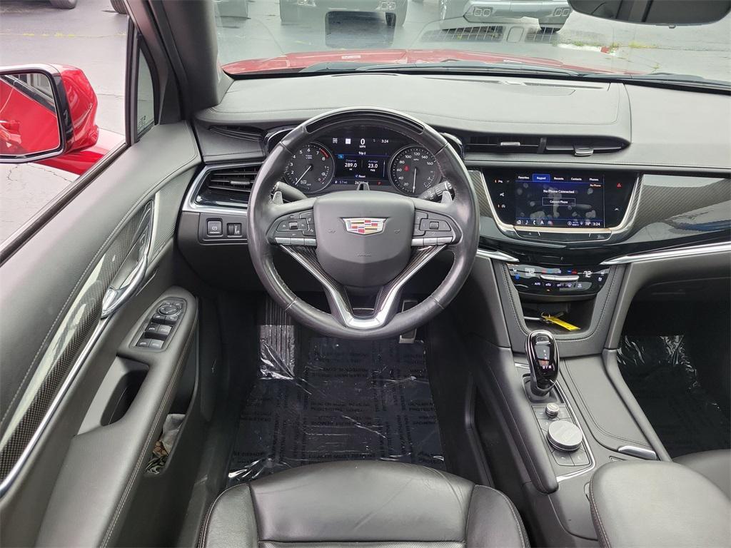 used 2022 Cadillac XT6 car, priced at $39,491
