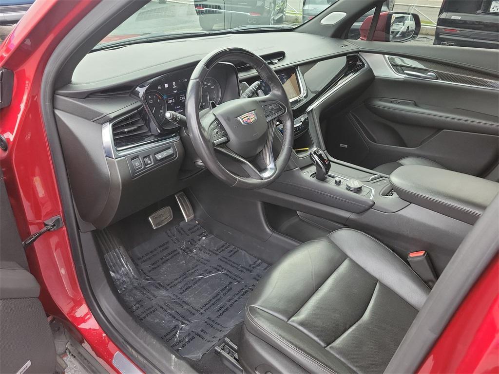 used 2022 Cadillac XT6 car, priced at $39,491