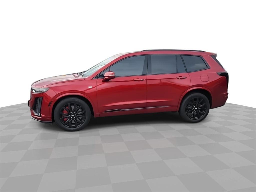 used 2022 Cadillac XT6 car, priced at $39,491