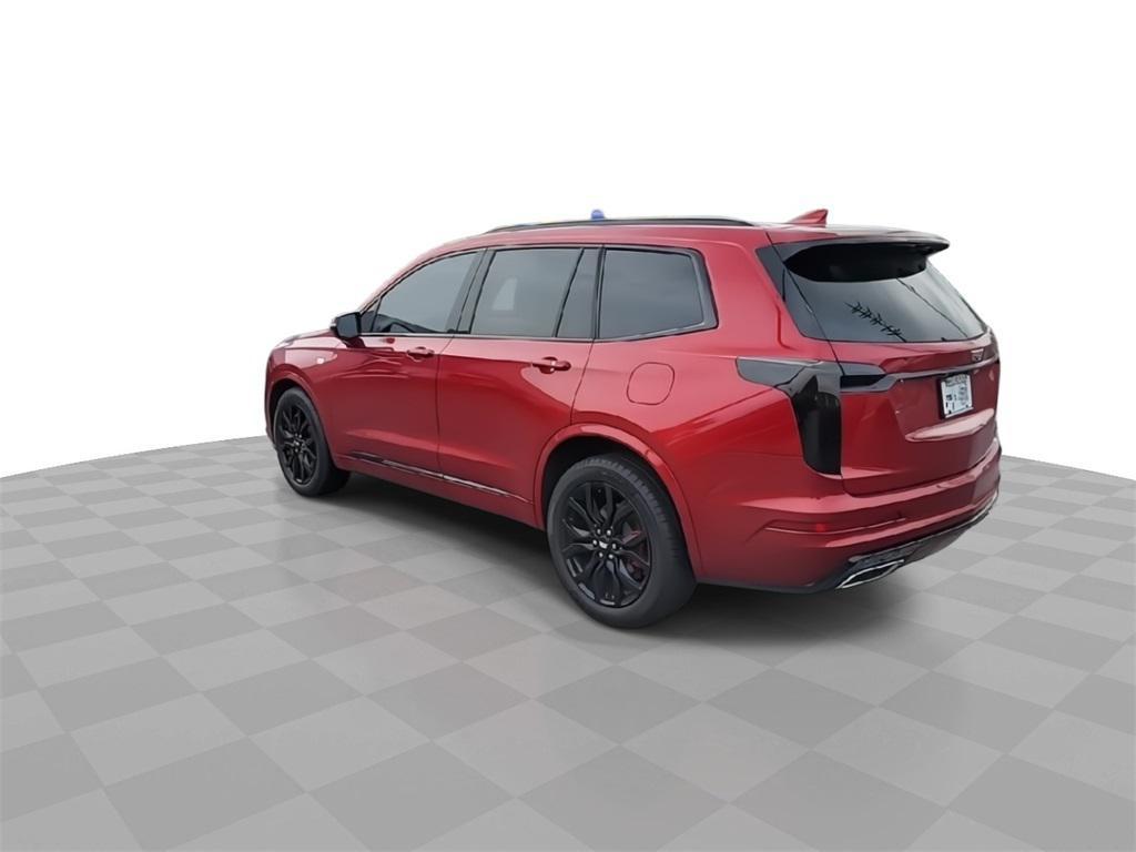 used 2022 Cadillac XT6 car, priced at $39,491