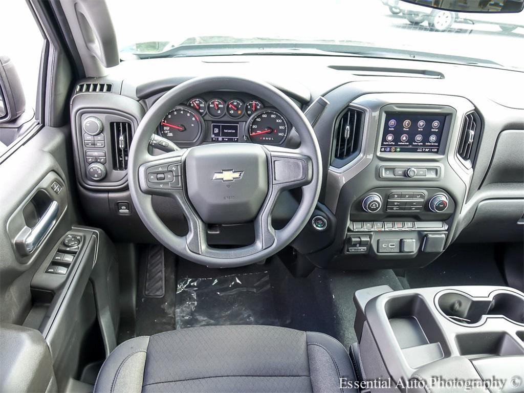 new 2026 Chevrolet Silverado 1500 car, priced at $40,995