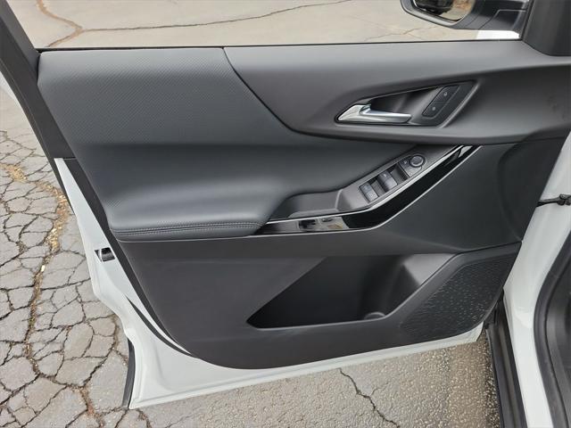 used 2025 Chevrolet Equinox car, priced at $30,773