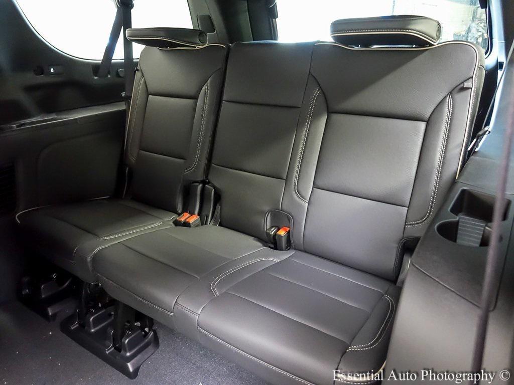 new 2025 Chevrolet Suburban car, priced at $77,495