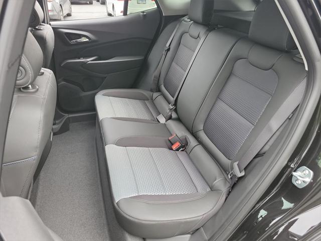 new 2025 Chevrolet Trax car, priced at $21,995