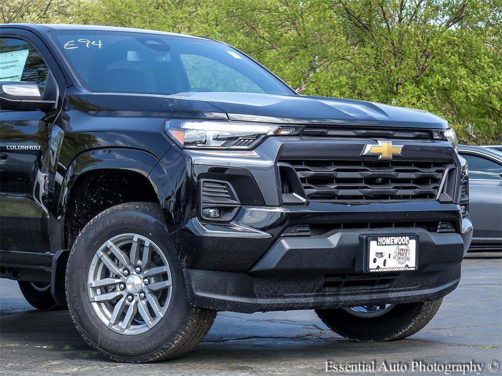 new 2025 Chevrolet Colorado car, priced at $38,495