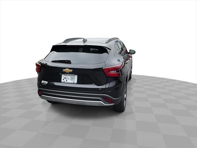 new 2025 Chevrolet Trax car, priced at $21,995