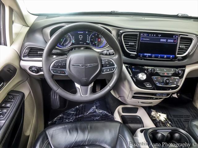 used 2022 Chrysler Pacifica car, priced at $27,495