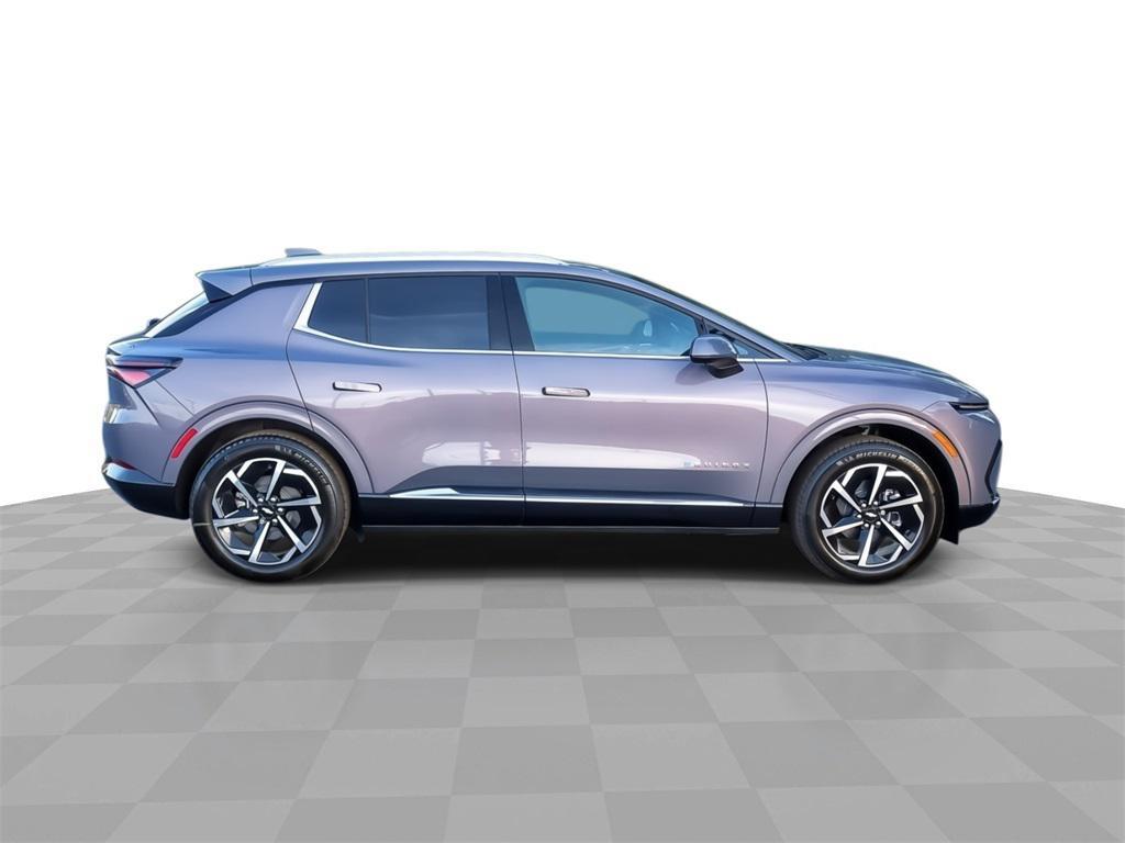 new 2025 Chevrolet Equinox EV car, priced at $27,975