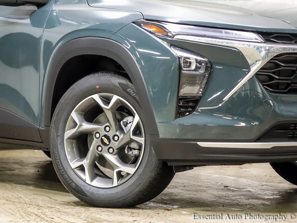 new 2025 Chevrolet Trax car, priced at $22,995