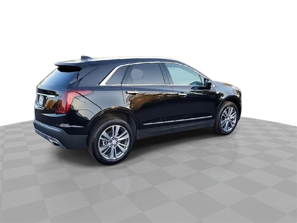 used 2025 Cadillac XT5 car, priced at $40,990