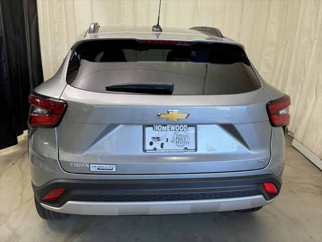 new 2025 Chevrolet Trax car, priced at $21,995
