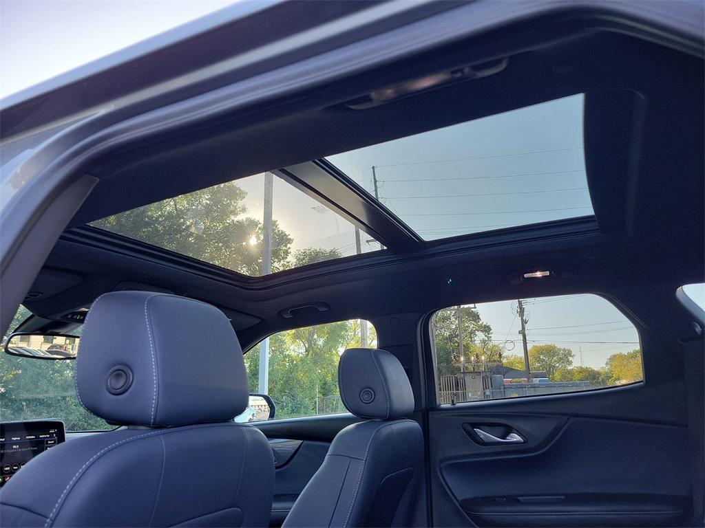 used 2023 Chevrolet Blazer car, priced at $33,991