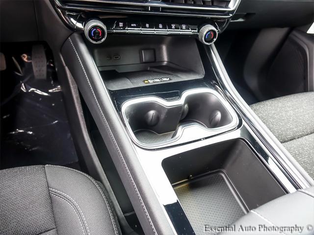 new 2025 Chevrolet Traverse car, priced at $40,592