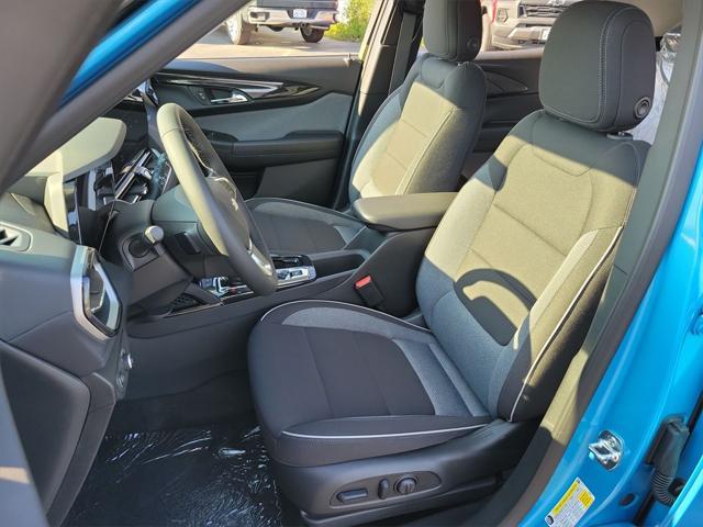 new 2025 Chevrolet TrailBlazer car, priced at $28,495