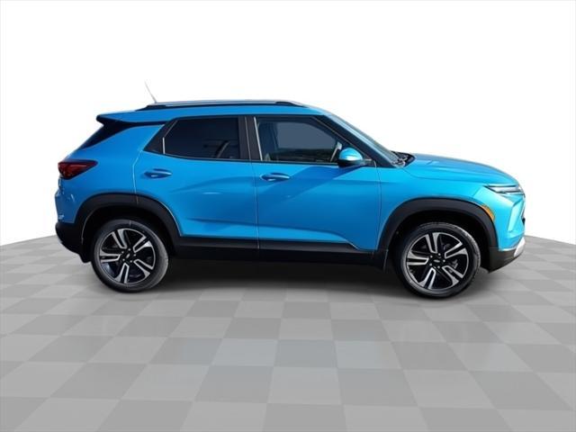 new 2025 Chevrolet TrailBlazer car, priced at $28,495