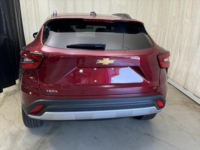 new 2025 Chevrolet Trax car, priced at $21,995