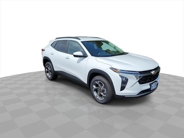 new 2025 Chevrolet Trax car, priced at $20,995