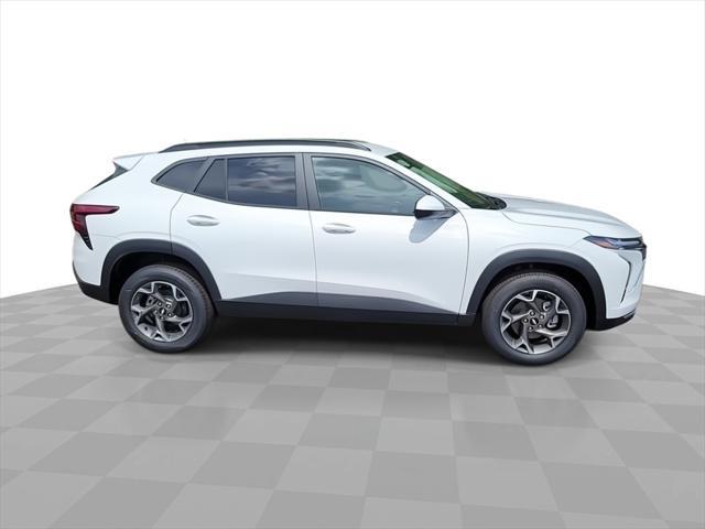 new 2025 Chevrolet Trax car, priced at $20,995