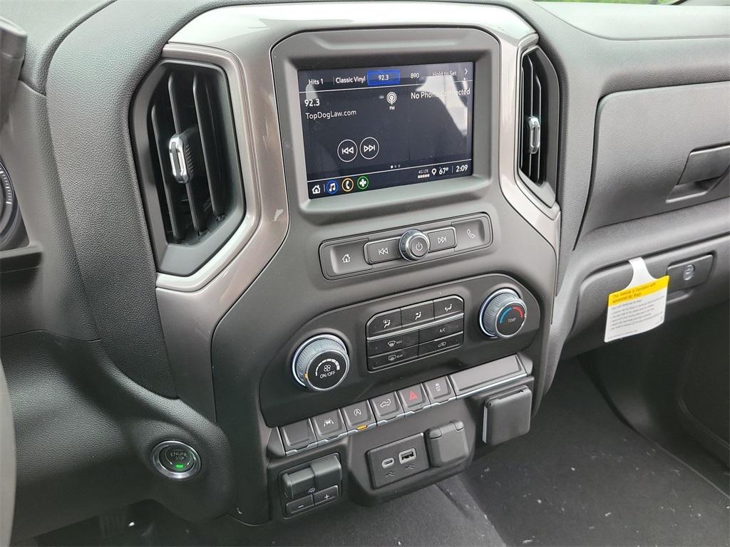 new 2025 Chevrolet Silverado 1500 car, priced at $41,395