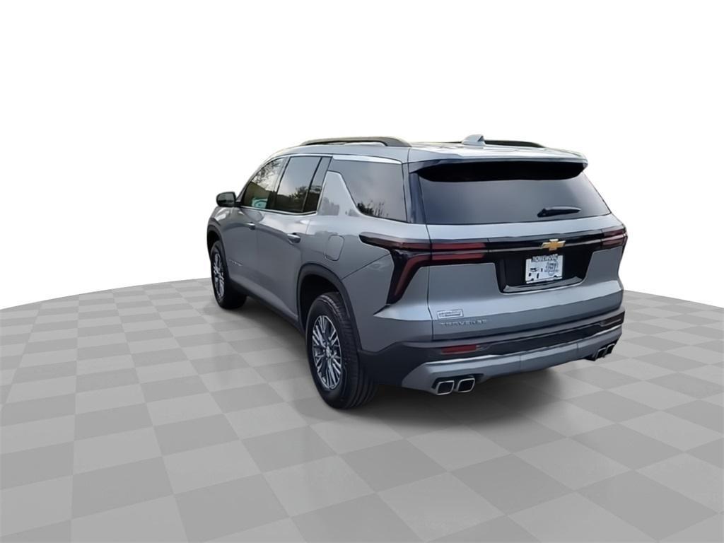 used 2025 Chevrolet Traverse car, priced at $37,990