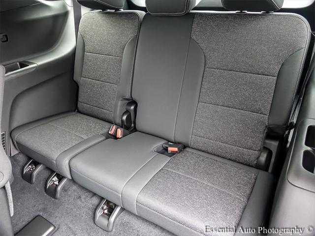 new 2025 Chevrolet Traverse car, priced at $41,497
