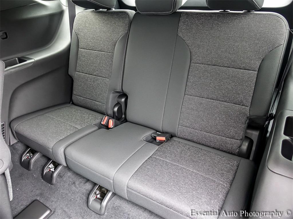 new 2025 Chevrolet Traverse car, priced at $37,995