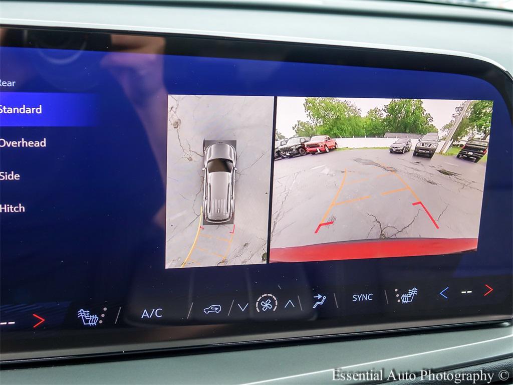 new 2025 Chevrolet Traverse car, priced at $37,995