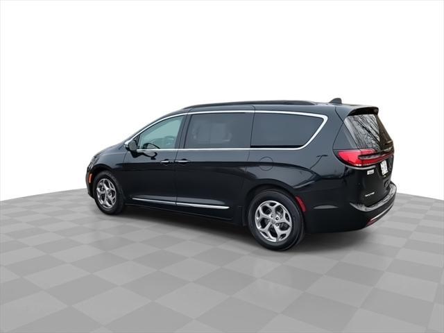 used 2023 Chrysler Pacifica car, priced at $29,995