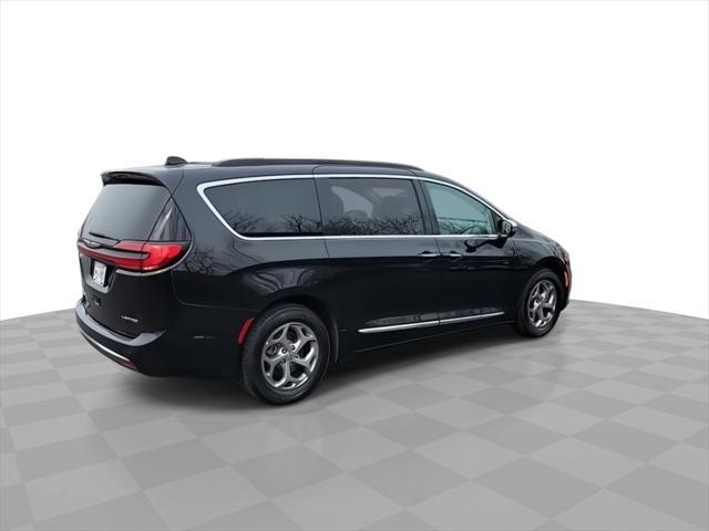 used 2023 Chrysler Pacifica car, priced at $29,995